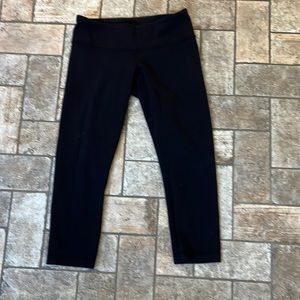 lululemon capri leggings!